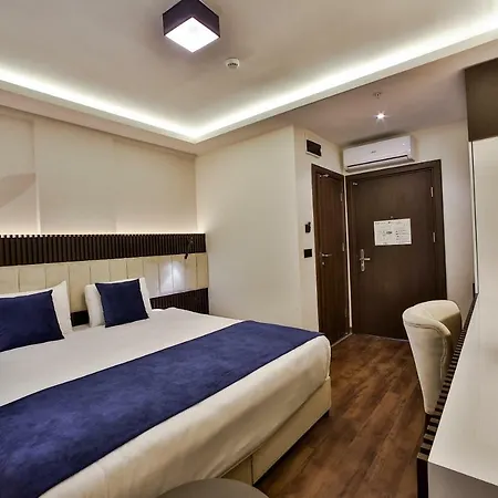 Kavala 4*