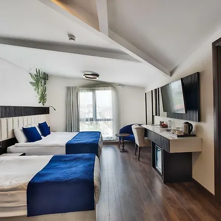 Kavala Hotell 4*