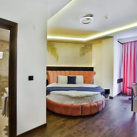 Kavala Hotel 4*
